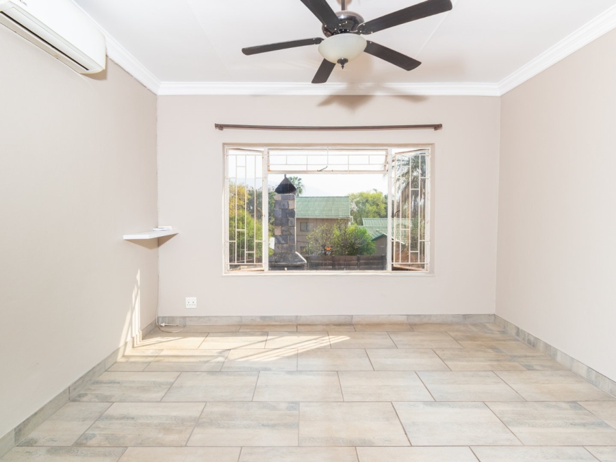4 Bedroom Property for Sale in Ifafi North West